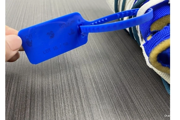 Lot Dunk DJ0950-111 16 Nike Low O-W 1031